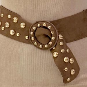 Rubber belt decorated with golden studs
