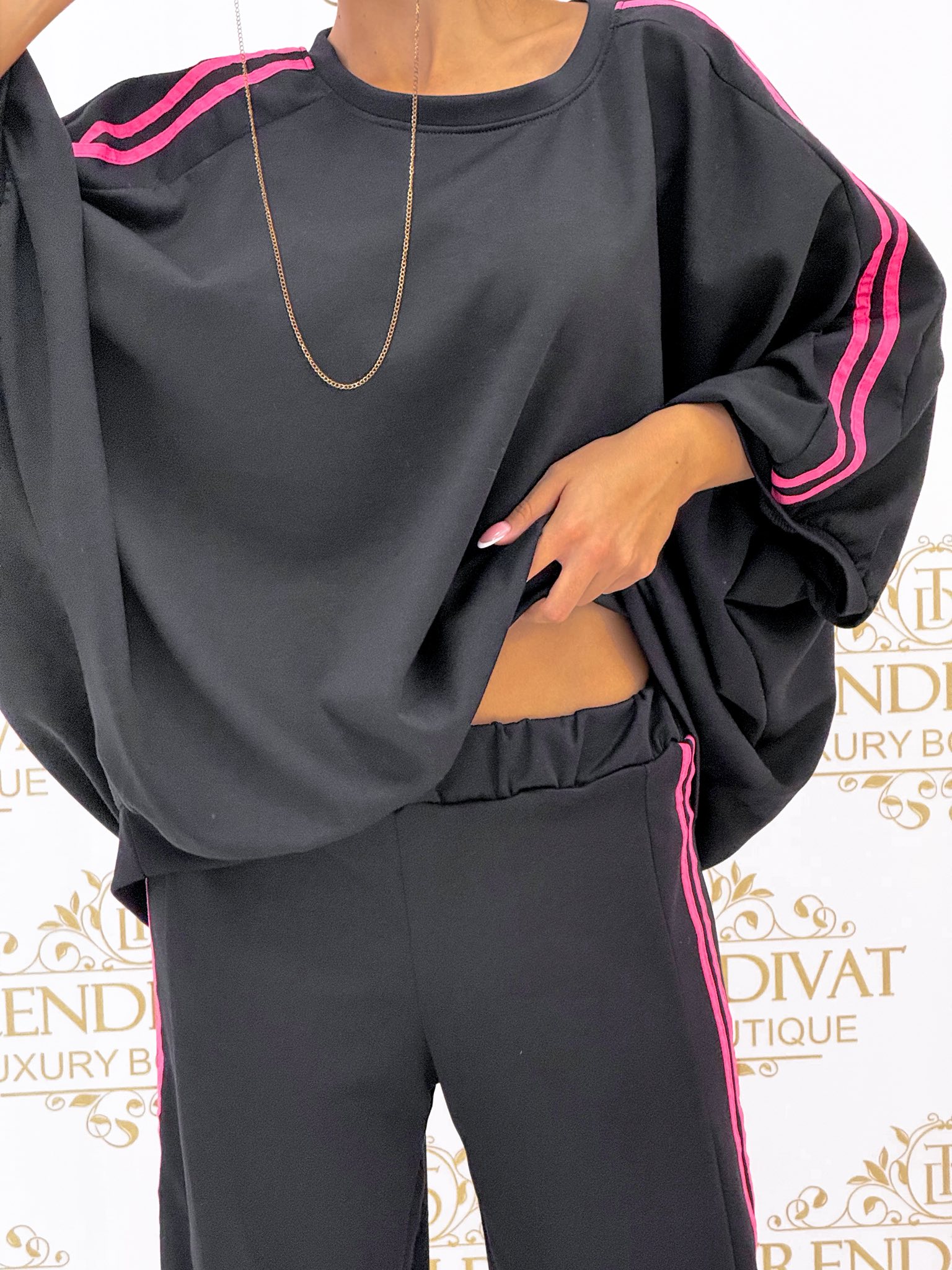 Extra laza fazonú, oldalt csíkos szabadidő együttes - Image 11