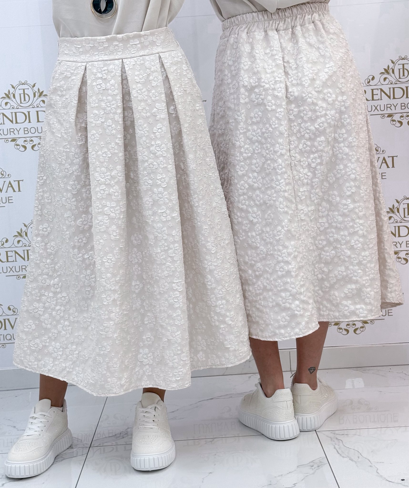 Domború virág mintázatú, zsebes szoknya - Image 4