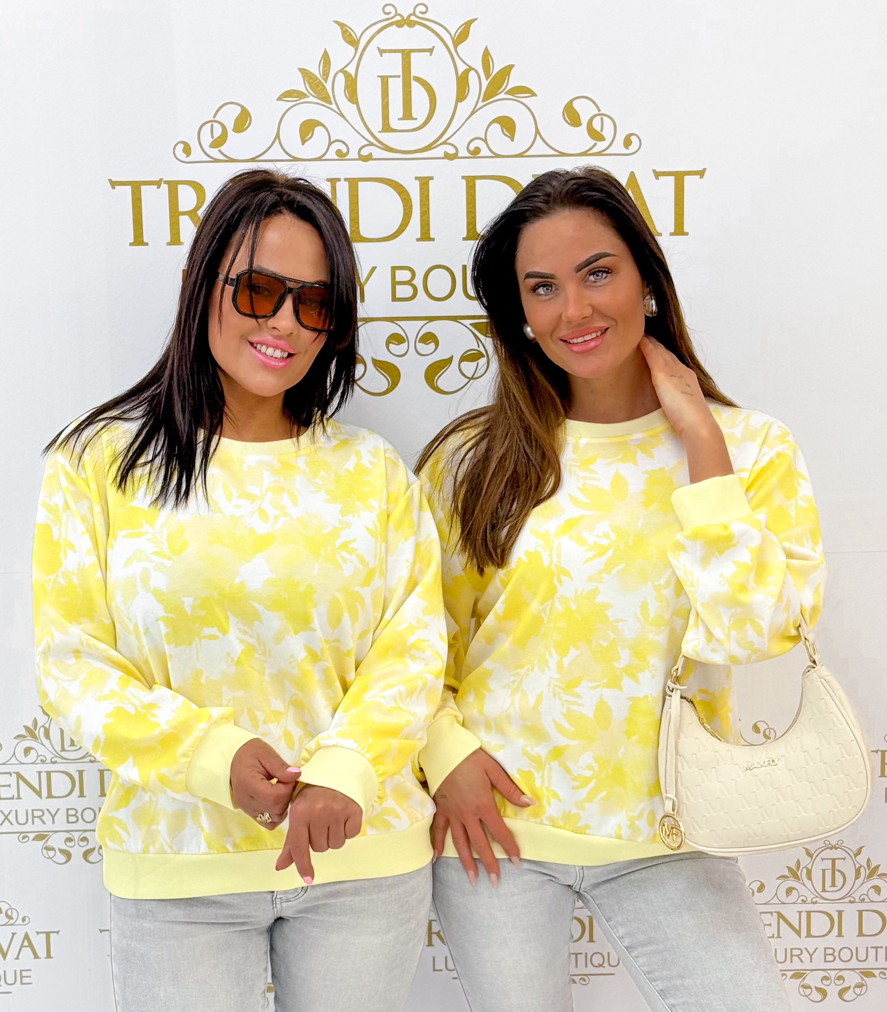 Batikolt hatású virág mintázatú pulóver - Image 15