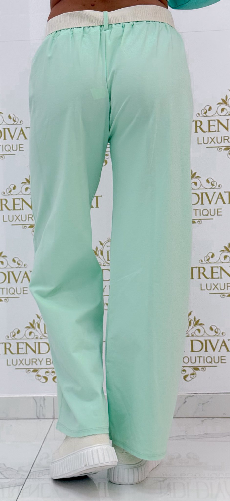 "M" bilétás, gumis derekú, élén varrott palazzo nadrág, ajándék övvel - Image 19