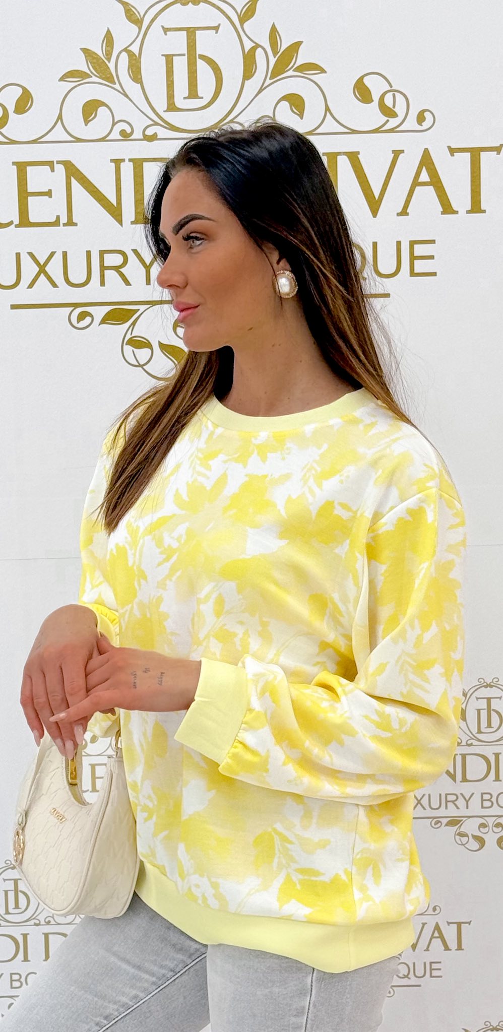 Batikolt hatású virág mintázatú pulóver - Image 19