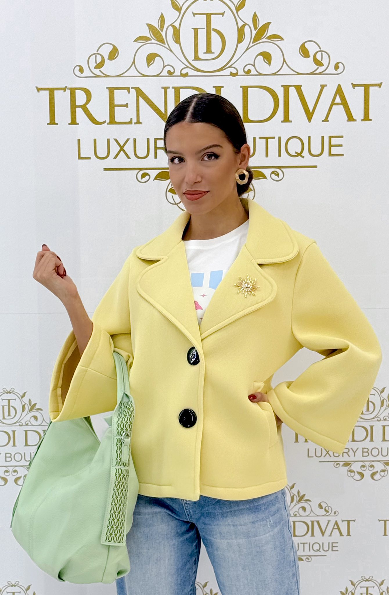 Galléros, rövid fazonú, neoprén jellegű tavaszi kabát, ajándék brossal - Image 13