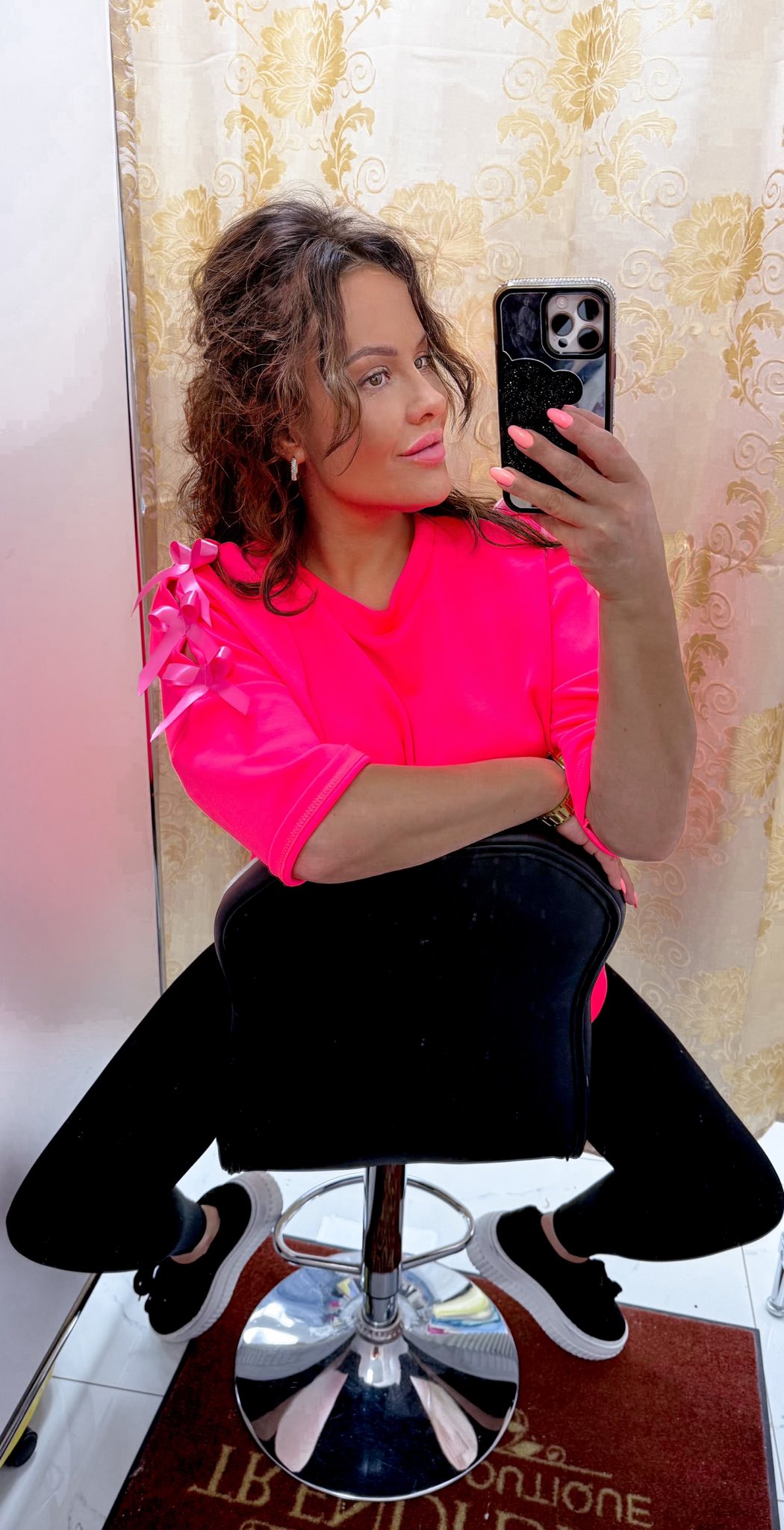 Selyem masnikkal díszített, 3/4-es ujjú kis felső - Image 30