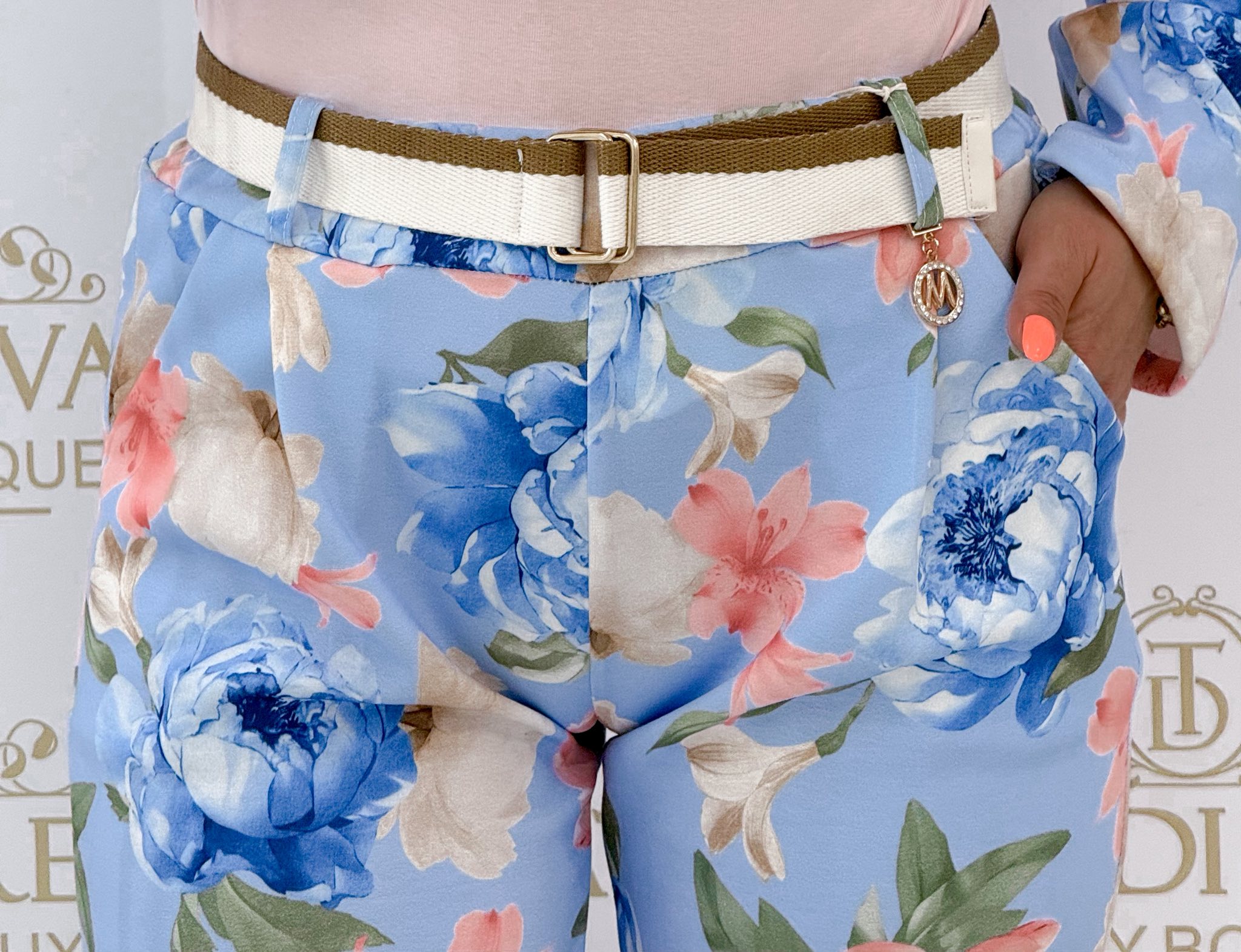 "M" bilétás, virág mintázatú nadrág, ajándék övvel - Image 11