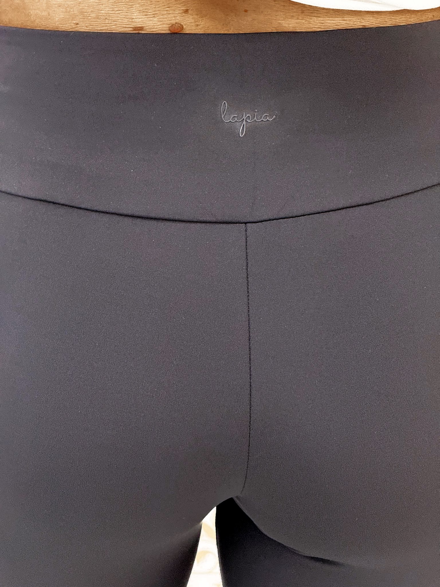 Passzés derekú, "Lapia" feliratos, puha anyagú leggings - Image 6