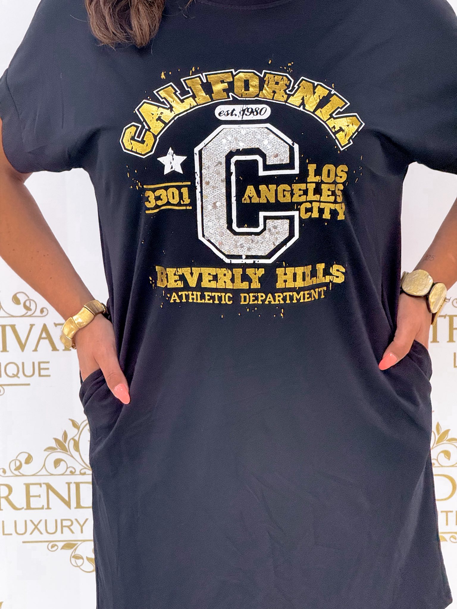 "California" arany színű nyomott feliratos, zsebes tunika - Image 21