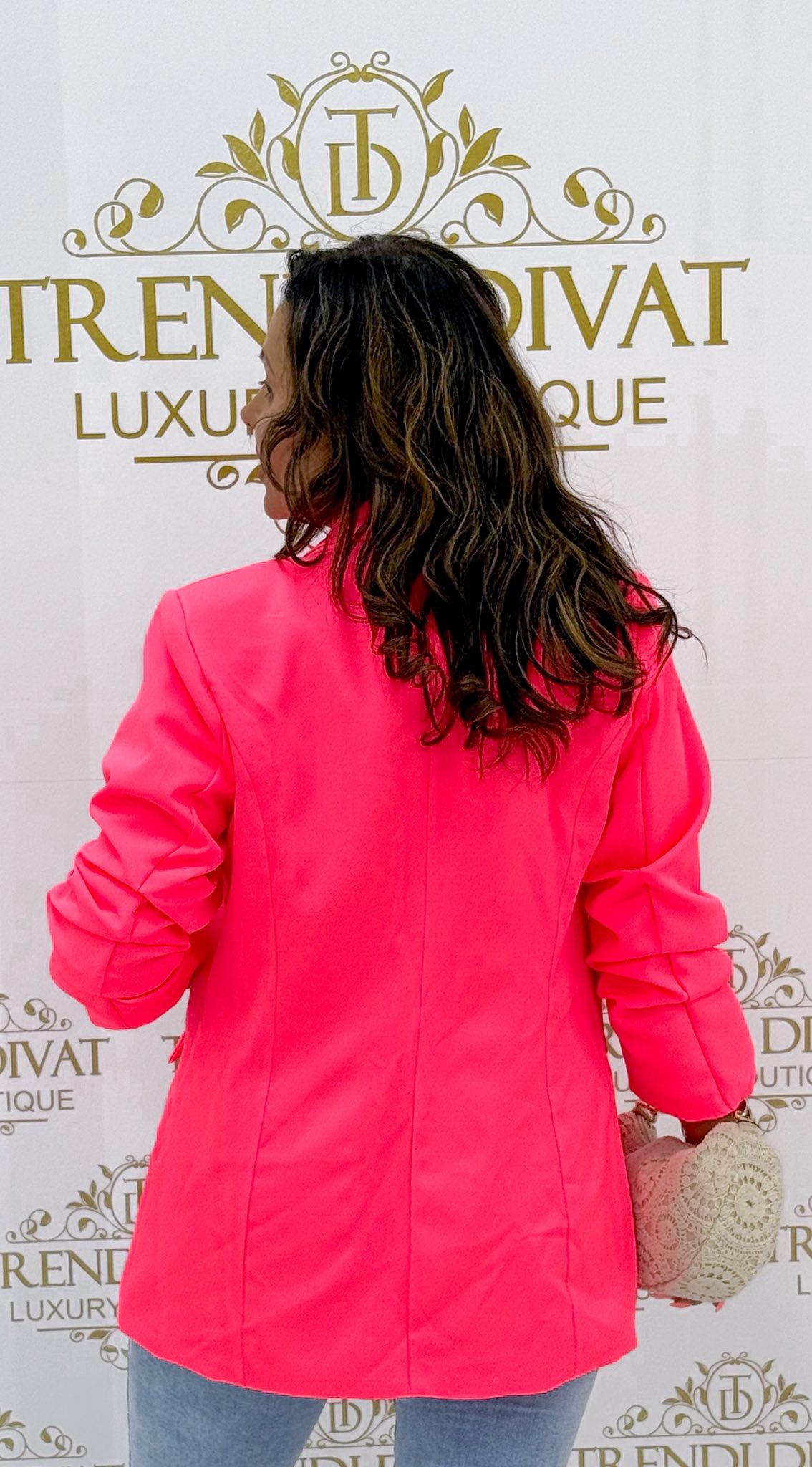 Plus size, 3/4-es húzott ujjú, válltöméses blézer - Image 24