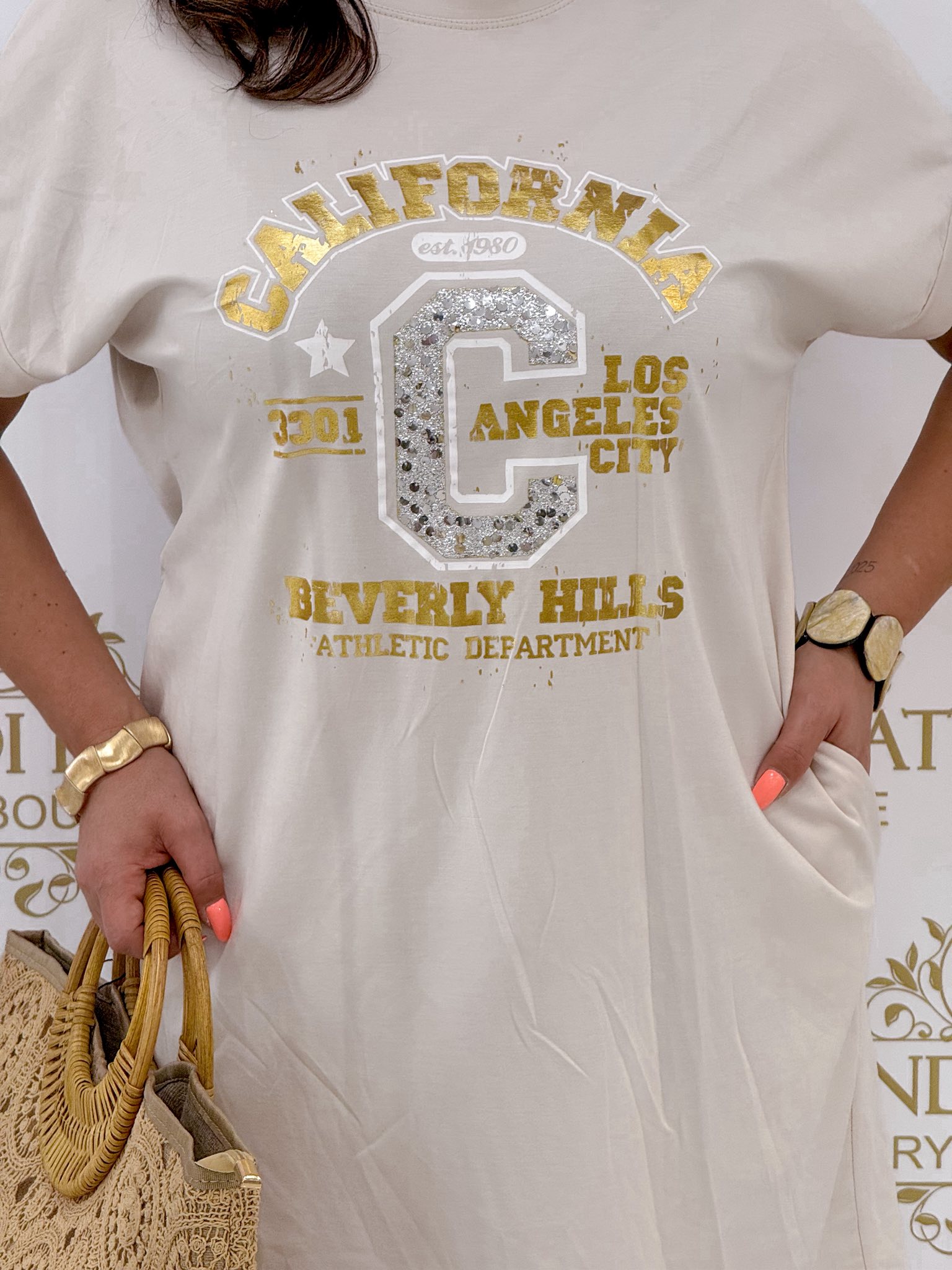 "California" arany színű nyomott feliratos, zsebes tunika - Image 7