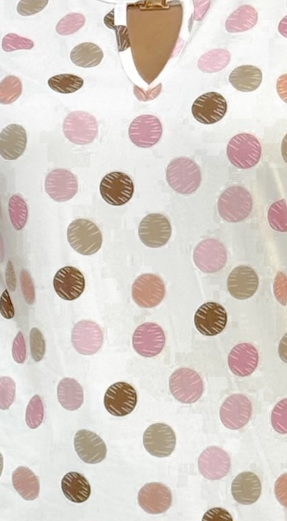 rózsaszín-barna pöttyös