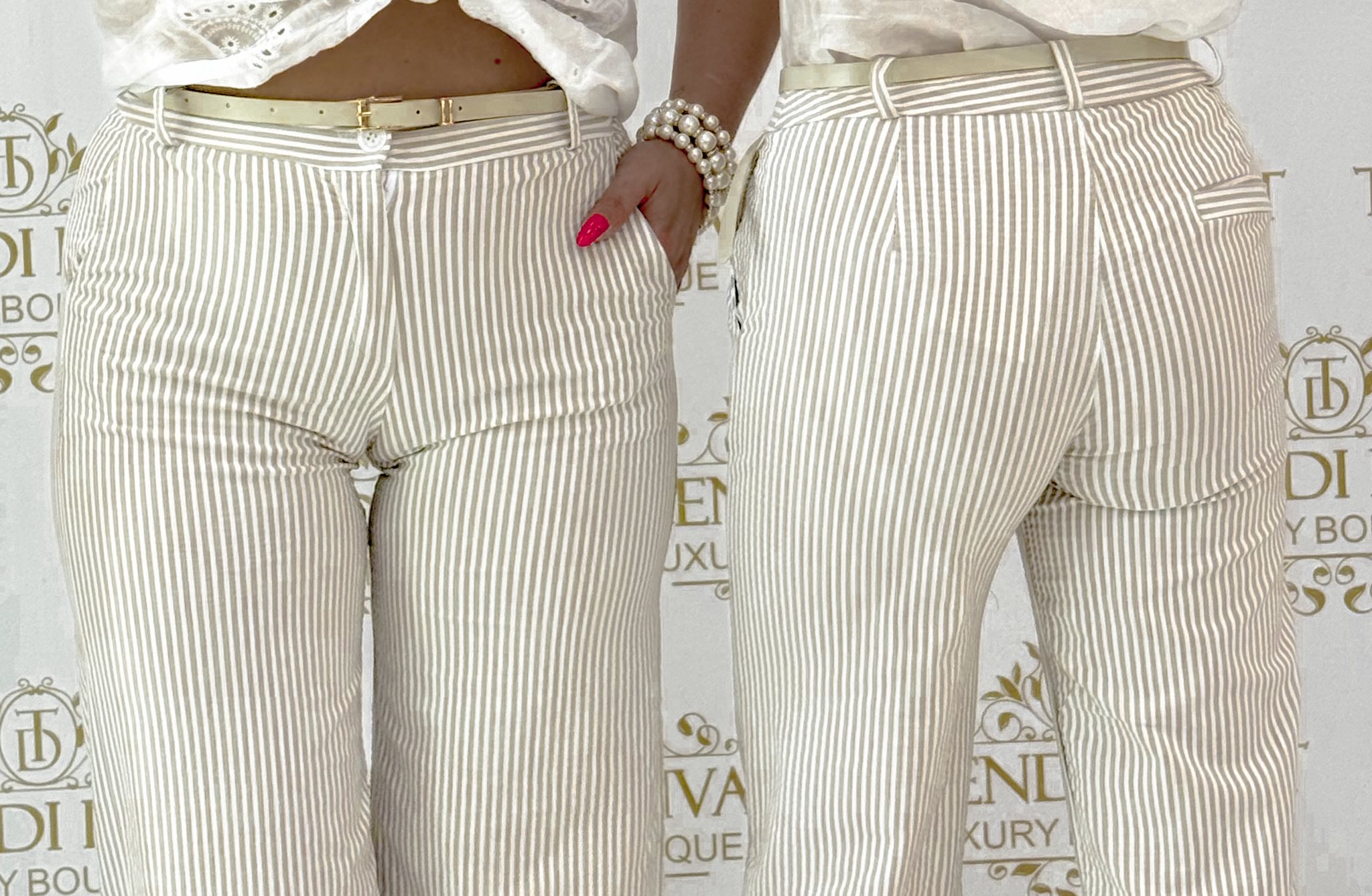 Hosszanti csíkos bő szárú nadrág, övvel - Image 5