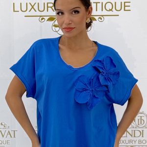 V-nyakú, laza fazonú, 3D virág mintázatú kis felső - Királykék