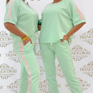 Laza fazonú, oldalt 2 csíkos szett - Menta