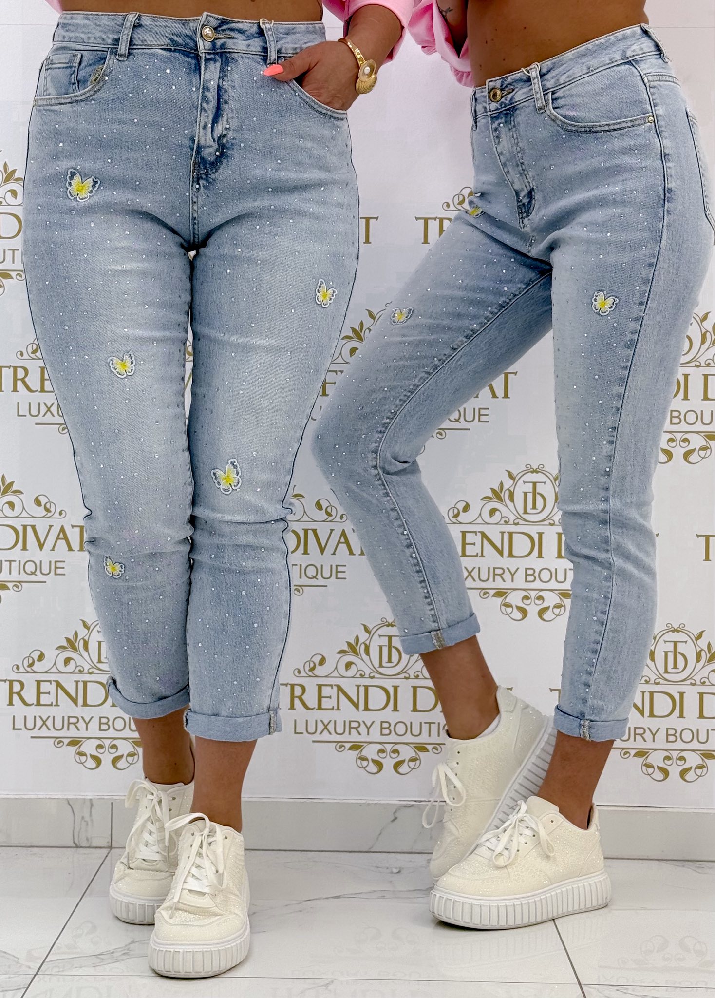 Mom fitt fazonú elasztikus, köves, lepkés farmer"BF3097-6"