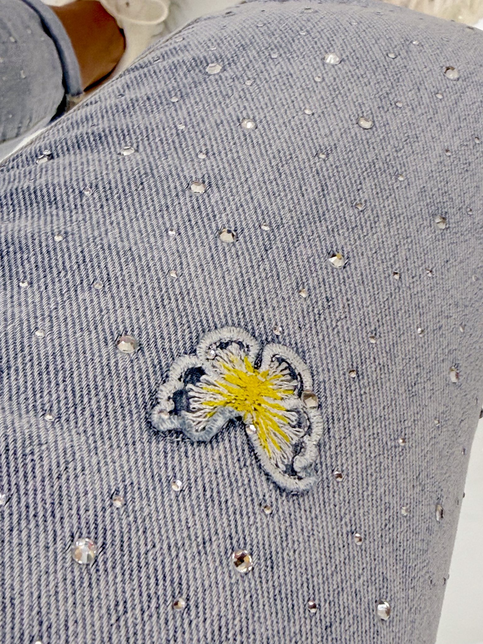 Mom fitt fazonú elasztikus, köves, lepkés farmer"BF3097-6" - Image 4