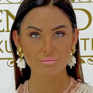 Arany virágos, lógós fülbevaló