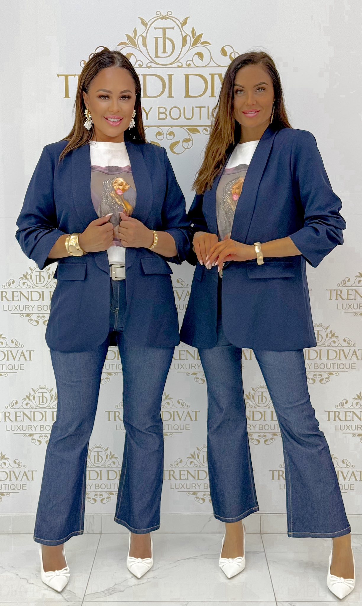 Plus size, 3/4-es húzott ujjú, válltöméses blézer