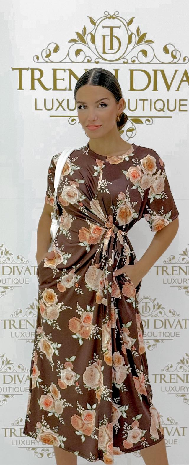 Virágmintás midi ruha, megkötős derékkal - Image 7