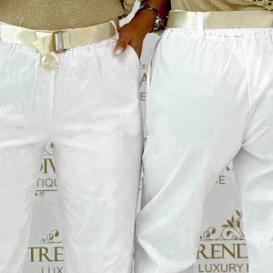 Gumis derekú, ballon fit fazonú, elasztikus vászon anyagú nadrág, selyemfényű övvel - Fehér