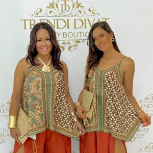 Boho mintás ujjatlan spagettipántos női selyem hatású felső aszimmetrikus szabással - Keki zöld