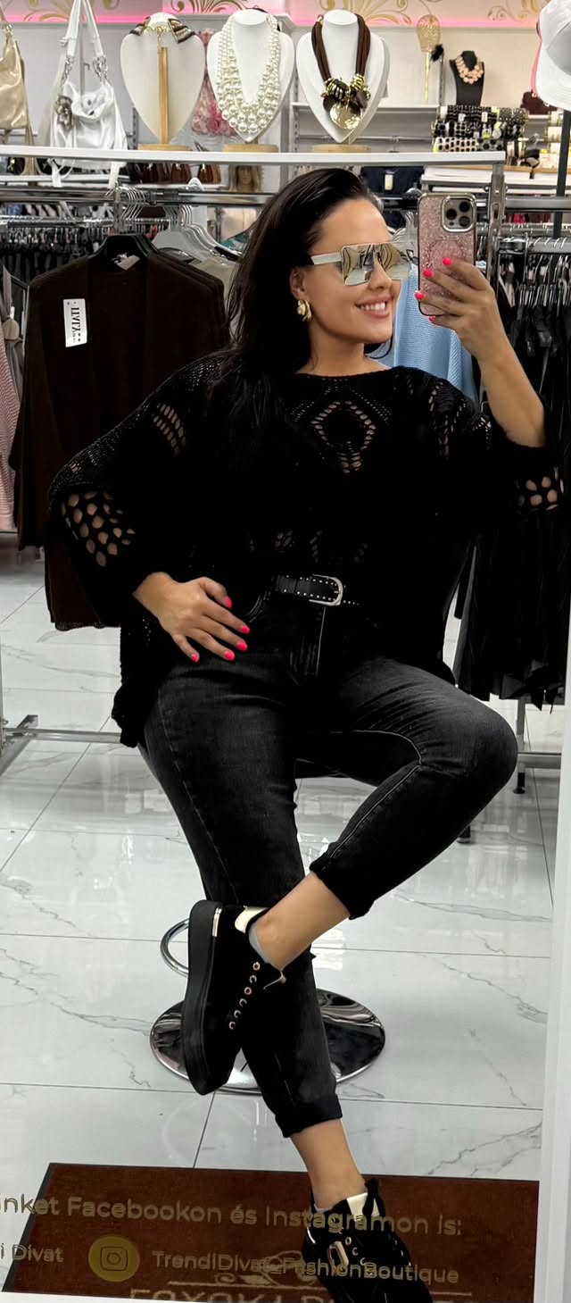 Plus size, koptatott fekete magas derekú női farmernadrág szegecses övvel "M1382-B" - Image 6